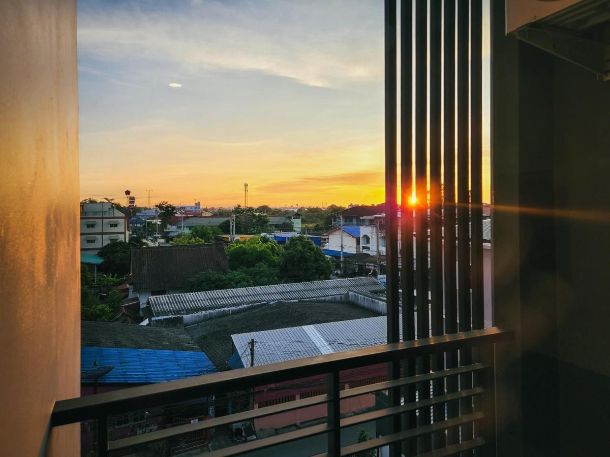 N24 Chonburi Exterior foto